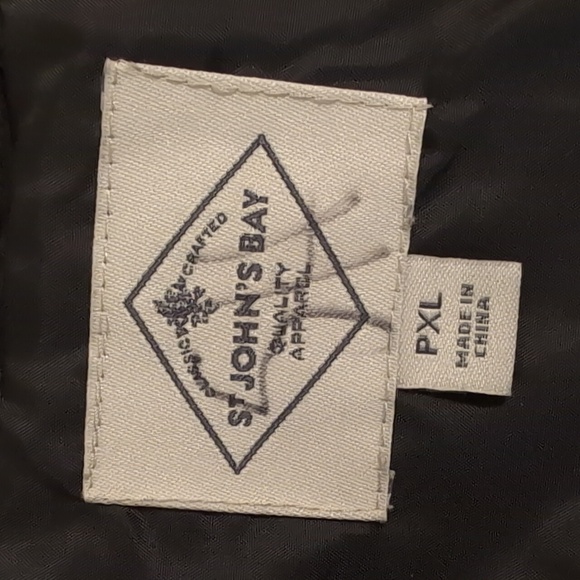 St John's Bay Puffer Zip-up Vest Black 2 Pockets Gold Snaps & Zipper SzPXL EUC - Picture 5 of 10